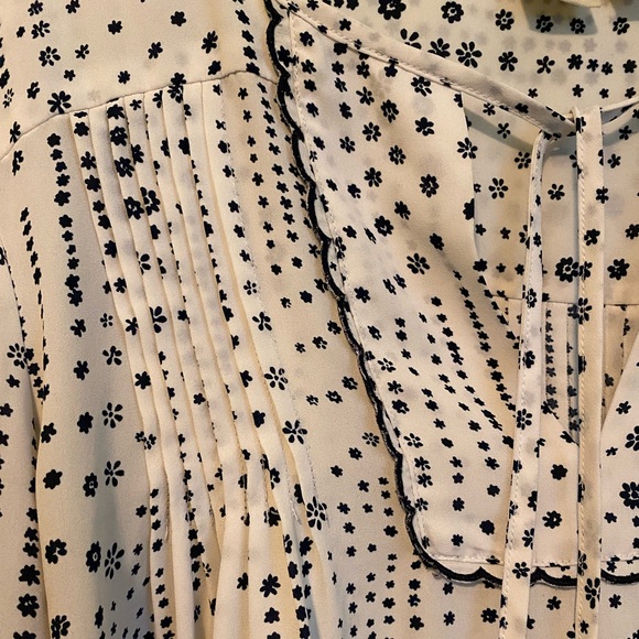 GAP blouse | Boho | white and black long sleeve | western - Picture 7 of 9